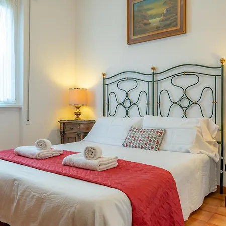 Duplex With Lake View, Parking, Wifi
