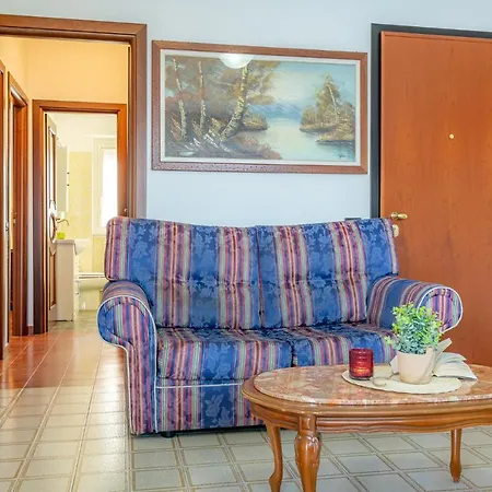 Duplex With Lake View, Parking, Wifi Apartment Limonta